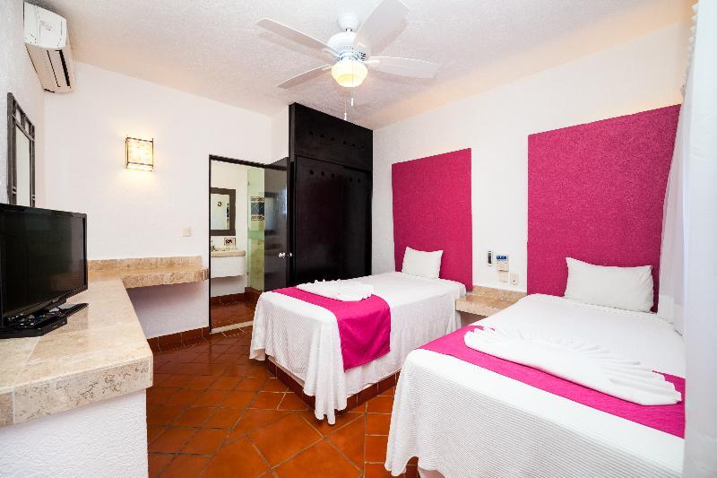 Nina Hotel Плая дел Кармен Екстериор снимка